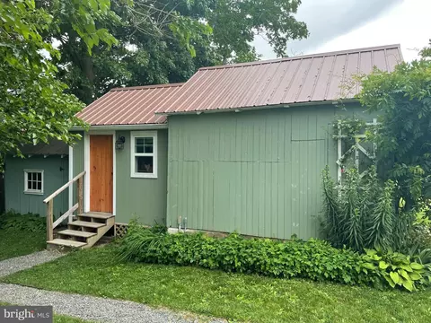 607 Main St, Oley, PA 19547 photo 21