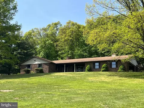 324 Miller Rd, Reading, PA 19608