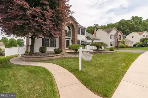 2713 Beacon Dr, Reading, PA 19608 photo 3