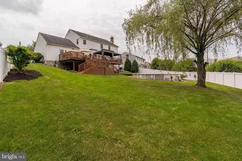 2713 Beacon Dr, Reading, PA 19608 photo 7