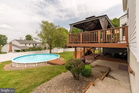 2713 Beacon Dr, Reading, PA 19608 photo 10