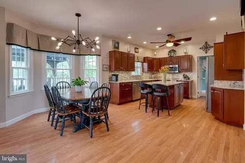 2713 Beacon Dr, Reading, PA 19608 photo 24