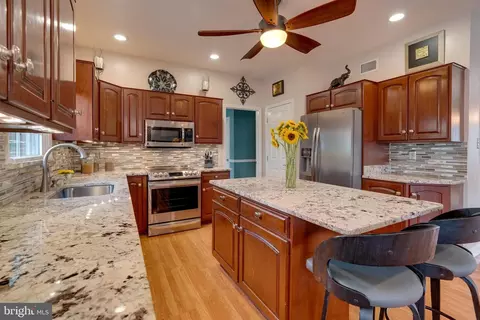 2713 Beacon Dr, Reading, PA 19608 photo 27