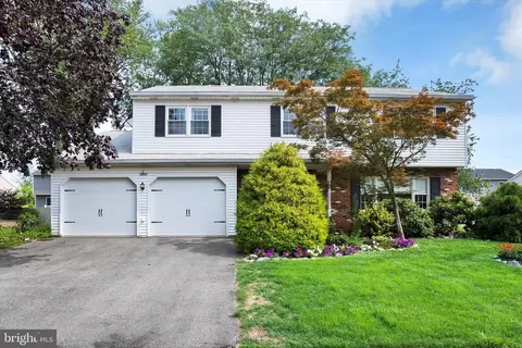2007 Buckman Ave, Wyomissing, PA 19610