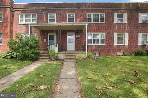 302 Sycamore Rd, Reading, PA 19611