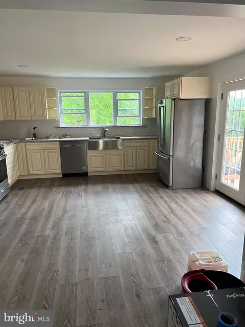 1024 Crestview Ave, Reading, PA 19607 photo 4