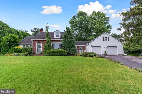 36 Orchard Ln, Boyertown, PA 19512