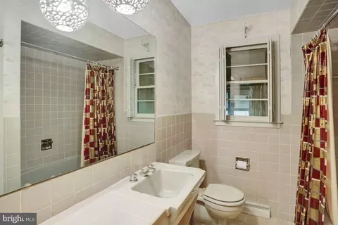 1041 Commonwealth Blvd, Reading, PA 19607 photo 12