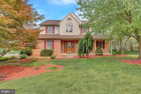 237 Keats Dr, Reading, PA 19608