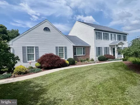 88 Butlers Ln, Mohnton, PA 19540