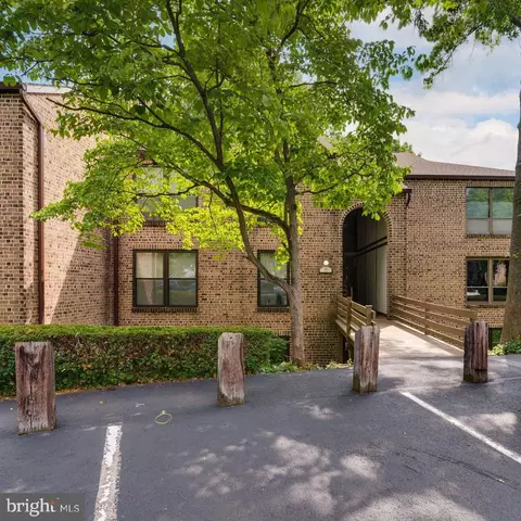 13 Fairway Rd # d, Reading, PA 19607