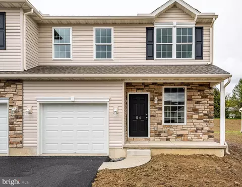 72 Helene Ct, Hamburg, PA 19526
