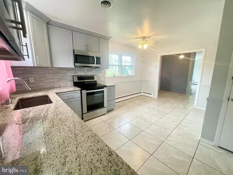 1455 Liggett Ave, Reading, PA 19607 photo 18