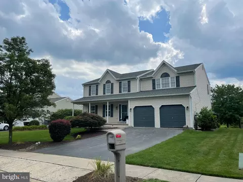 20 Gunpowder Ln, Reading, PA 19606