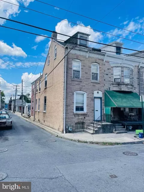 418 S 16th St, Reading, PA 19606
