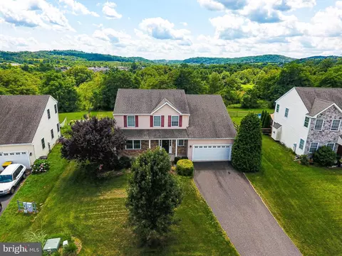 109 Bishop Pine Rd, Barto, PA 19504 photo 2