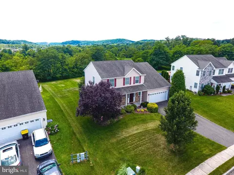 109 Bishop Pine Rd, Barto, PA 19504 photo 3