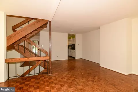 156 Merion Ln, Reading, PA 19607 photo 3