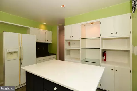 156 Merion Ln, Reading, PA 19607 photo 9