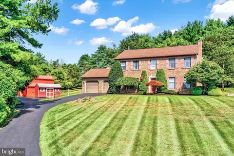 34 Gebhart School Rd, Mohnton, PA 19540
