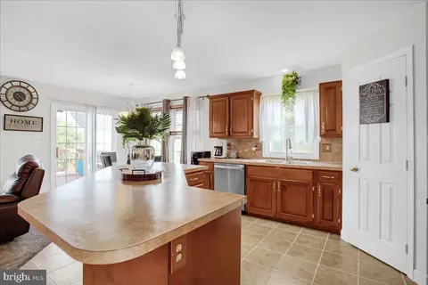 1024 Ithica St, Reading, PA 19605 photo 10