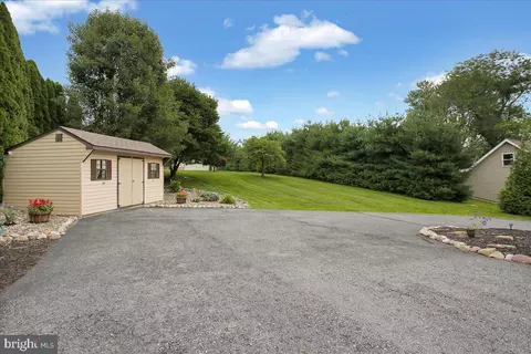 557 Oley Rd, Oley, PA 19547 photo 25