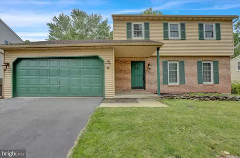3 E Mansion Ct E, Birdsboro, PA 19508