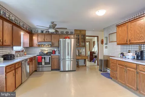 721 Tamarack Trl, Reading, PA 19607 photo 7