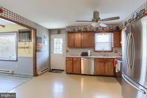 721 Tamarack Trl, Reading, PA 19607 photo 8