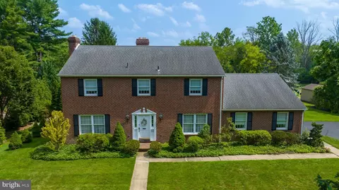 1736 Reading Blvd, Wyomissing, PA 19610