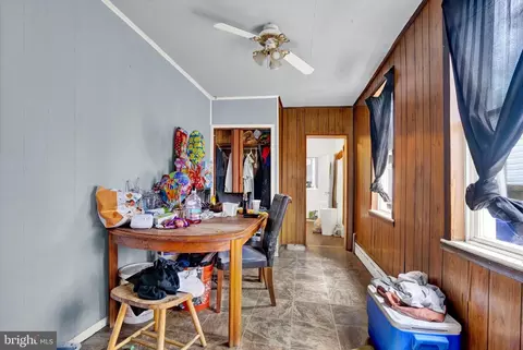 533 S 10th St, Reading, PA 19602 photo 4