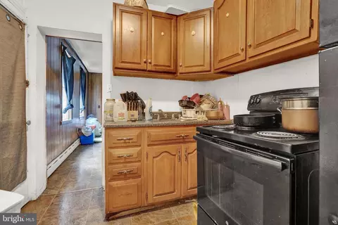 533 S 10th St, Reading, PA 19602 photo 5