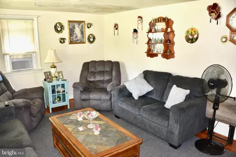 1842 Cedar Top Rd, Reading, PA 19607 photo 6