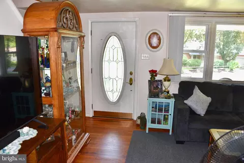 1842 Cedar Top Rd, Reading, PA 19607 photo 3