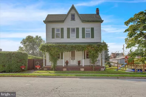 732 Tuckerton Ave, Temple, PA 19560