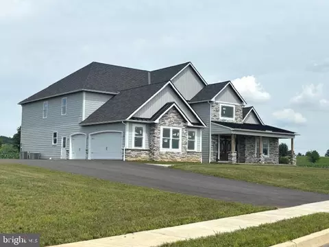 11 Fiorino Way #1, Sinking Spring, PA 19608