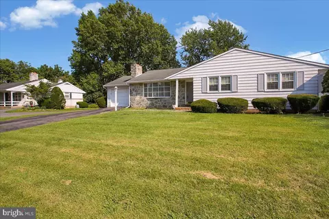 463 Snyder Rd, Reading, PA 19605