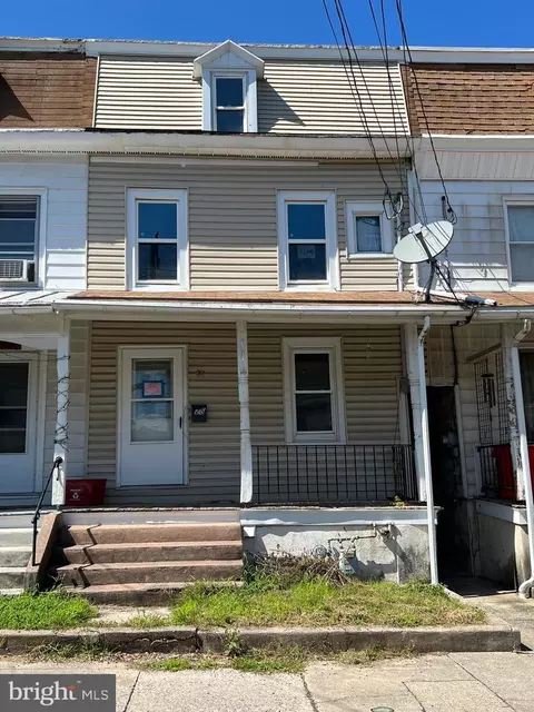 25 E Summit St, Mohnton, PA 19540