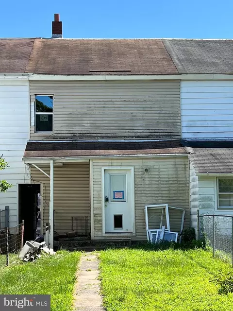 25 E Summit St, Mohnton, PA 19540 photo 4