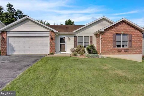 443 Acer Dr, Blandon, PA 19510
