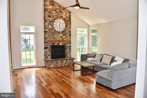 30 Winding Brook Dr, Sinking Spring, PA 19608 photo 23