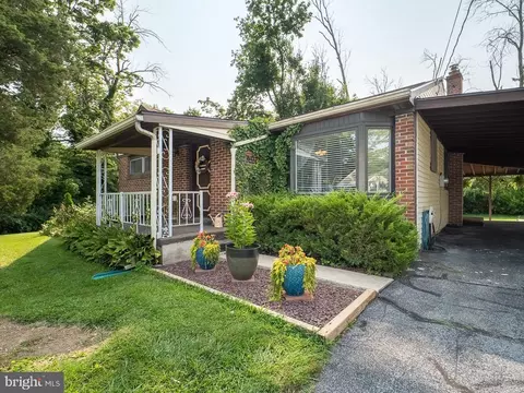 602 Beverly Ln, Reading, PA 19601