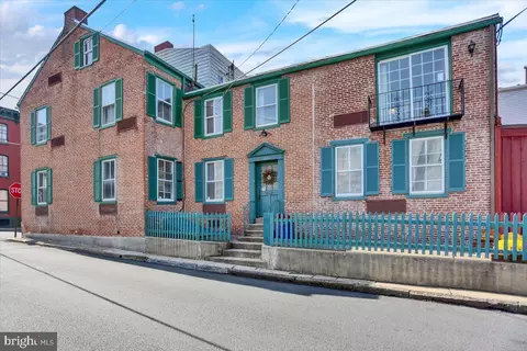 521-523 Elm St, Reading, PA 19601