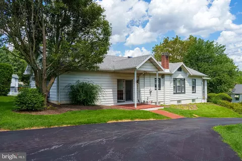 220 Funston Ave, Reading, PA 19607