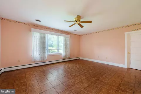 220 Funston Ave, Reading, PA 19607 photo 15