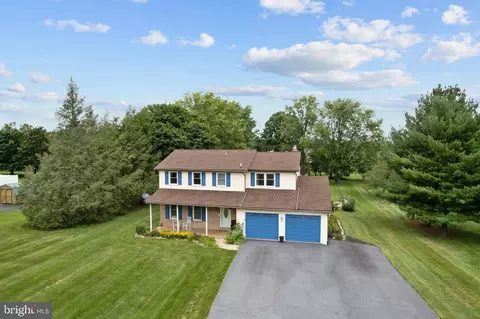 261 Belle Alto Rd, Wernersville, PA 19565