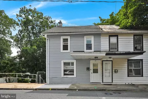 46 E Mohn St, Mohnton, PA 19540