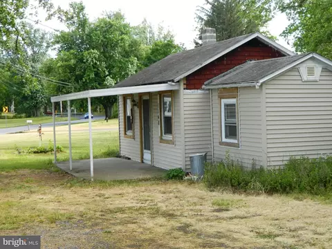 1148 Valley Rd, Mertztown, PA 19539
