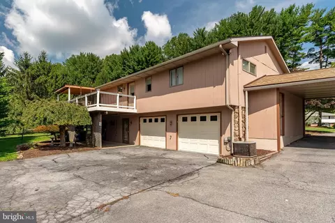 1488 Cedar Top Rd, Reading, PA 19607 photo 9