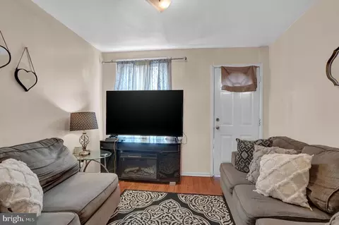 237 Hudson St, Reading, PA 19601 photo 5